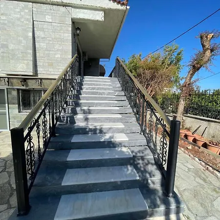 αρχοντικό αρχαία κόρινθος *